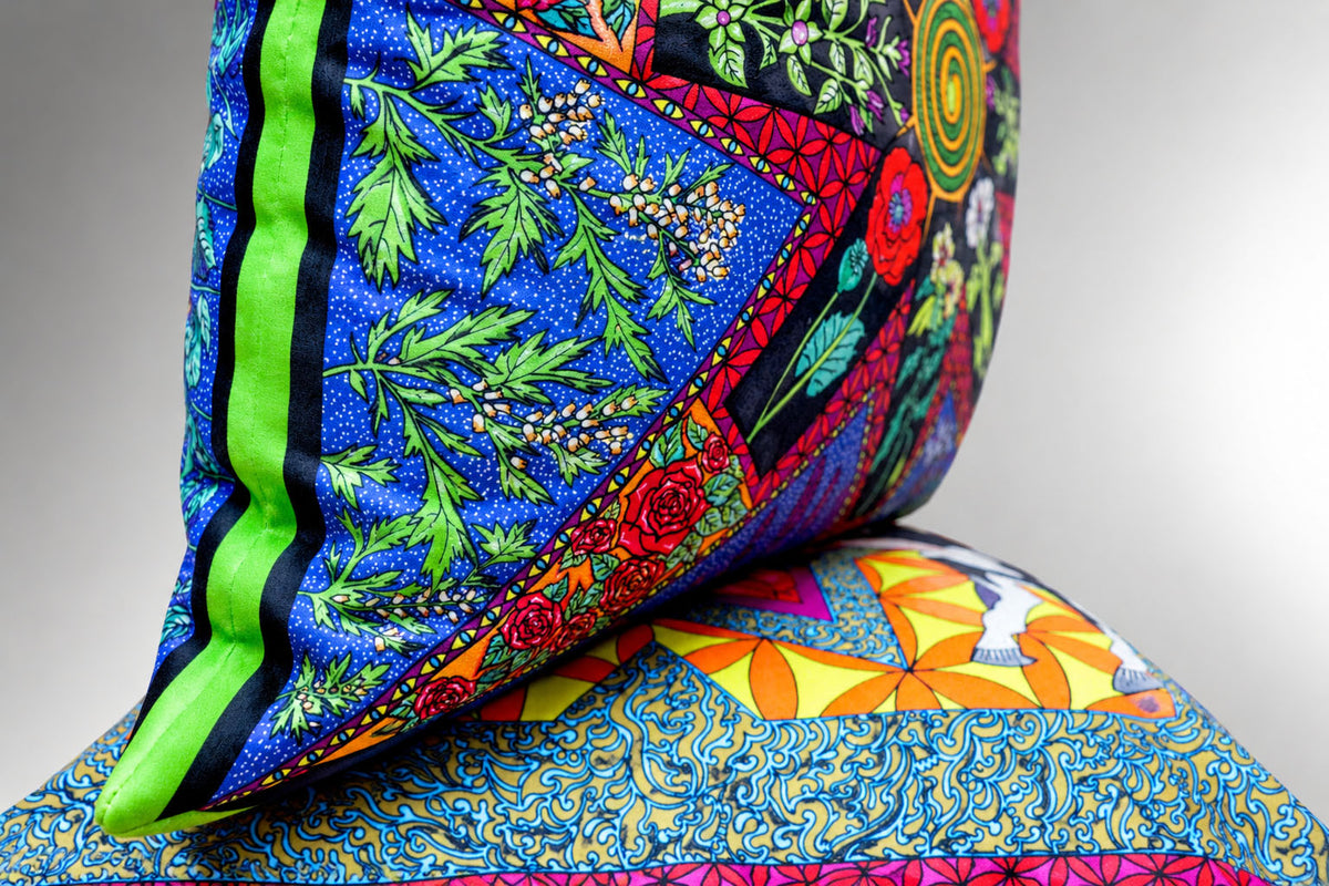 Poisonous Plant Medicine Soft Velvet Cushion Cover