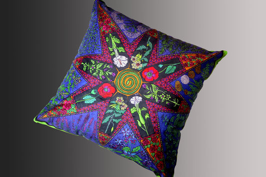Poisonous Plant Medicine Soft Velvet Cushion Cover
